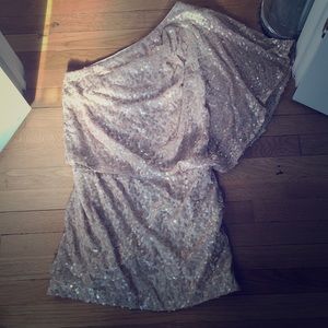 One-shoulder sequined mini dress